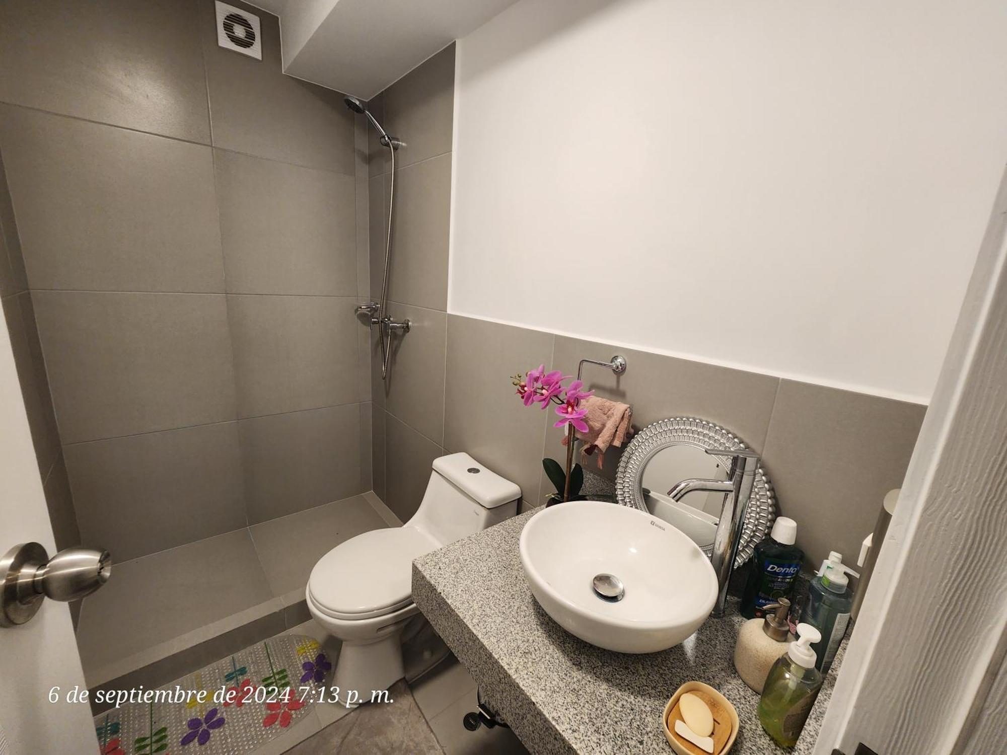 Apartment Amplia, Amoblada En Departamento Moderno Cerca A Aeropuerto